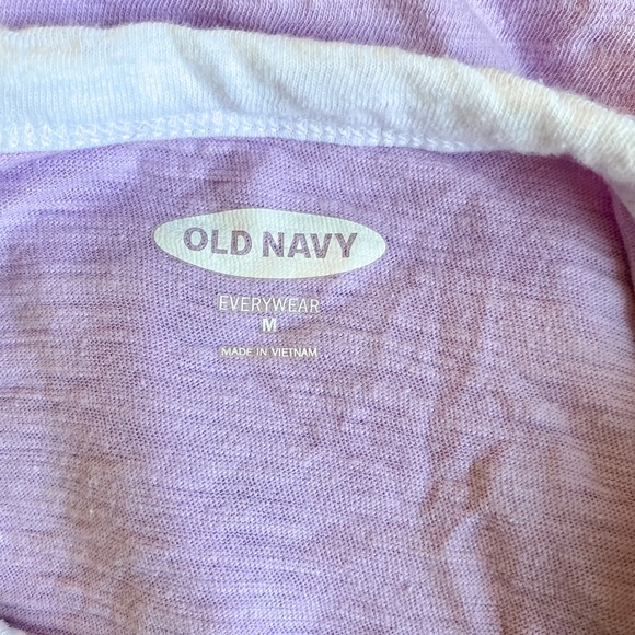 3/$15! Old Navy Everywear Graphic Tee - Picture 4 of 5